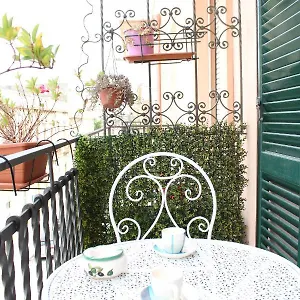 camelia-apartment.lecce-hotels.com/