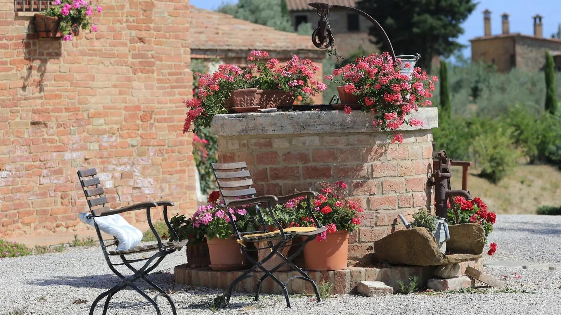 Farm stay Agriturismo Mocine Asciano Italy